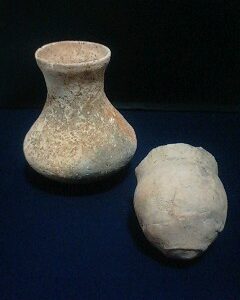 土器と須恵器ー古代の焼物 – 骨董品・古道具・茶道具の買取は京都 